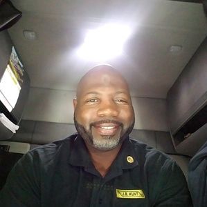 Meet your Posher, Antoine